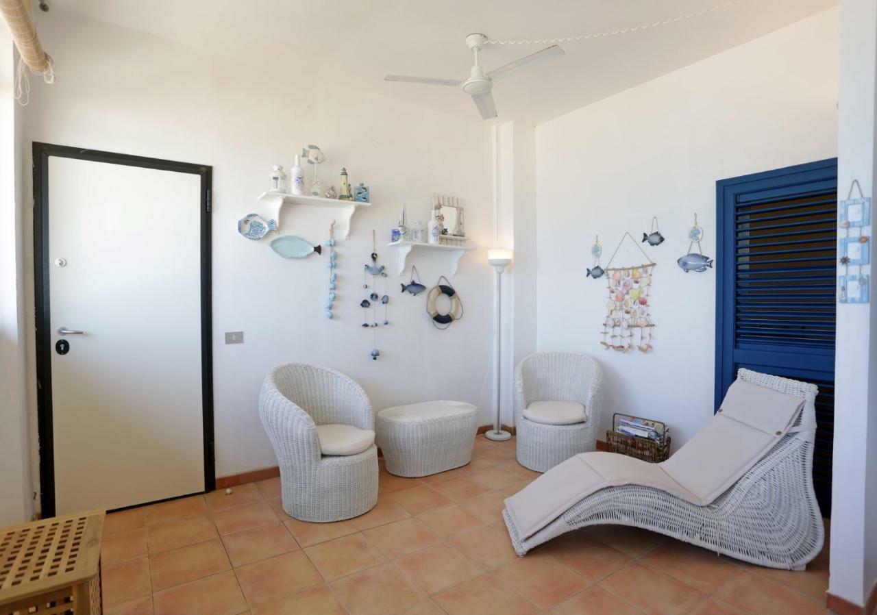 Balcone Sul Mediterraneo Punta Secca Exterior foto